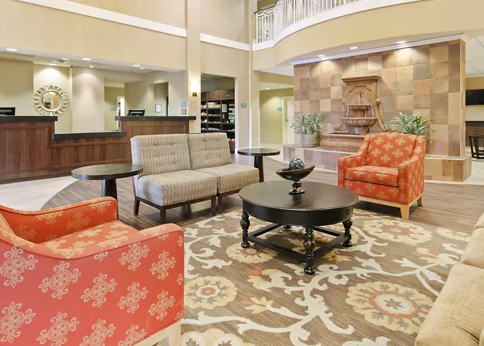 Western & 3* Chandler