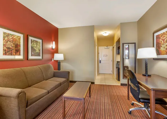 Hotel Western & Chandler