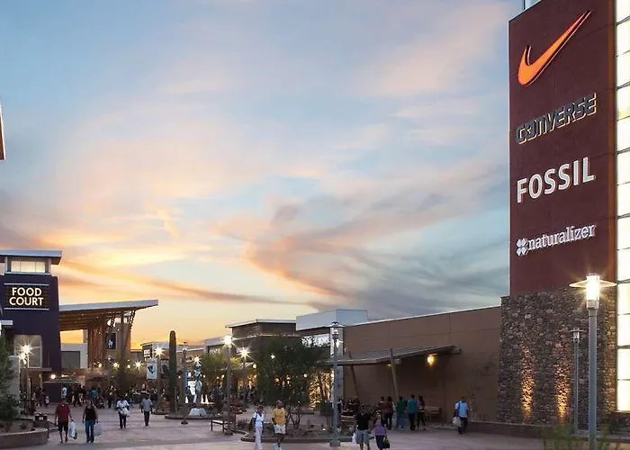 Hotel Western & Chandler